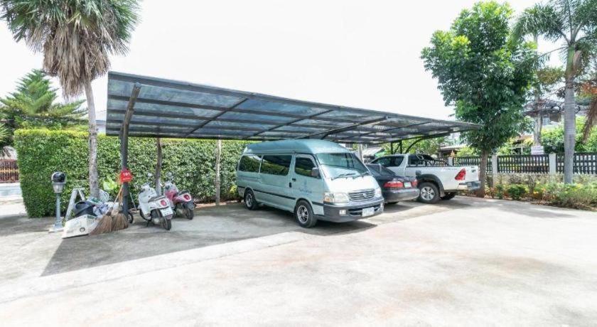Oyo 75305 T Park Pak Chong Hotel Mu Si Bagian luar foto